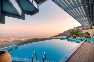 Exclusive Luxury Villa Uluwatu with Infinity Pool